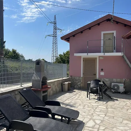 Dom wakacyjny House Holidays Da Oneglia